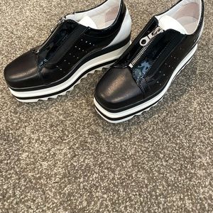 Hard to find Italian made Marco Mareo Penelope shoe.  Brand new.